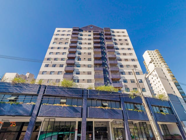Apartamento 3 quartos e 2 banheiros, à venda, no bairro Cristo Rei em Curitiba