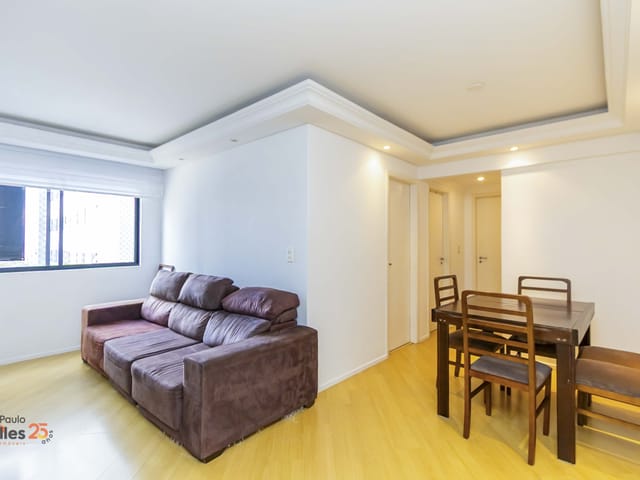 Apartamento 3 quartos e 2 banheiros, à venda, no bairro Cristo Rei em Curitiba