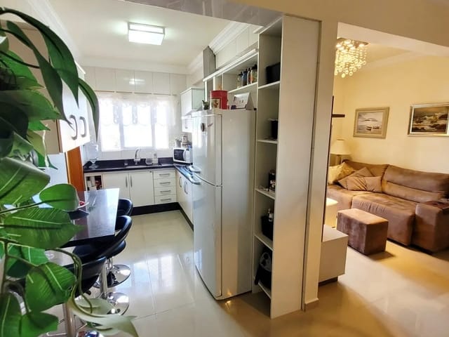 Apartamento com 124m² 3 quartos e 2 banheiros, à venda, no bairro Uvaranas em Ponta Grossa