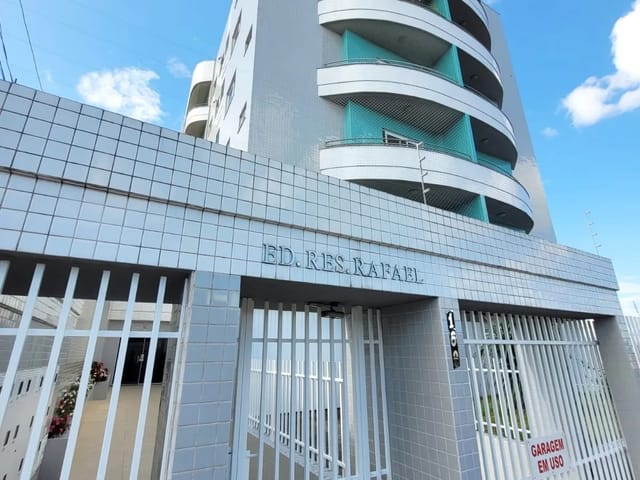 Apartamento com 124m² 3 quartos e 2 banheiros, à venda, no bairro Uvaranas em Ponta Grossa