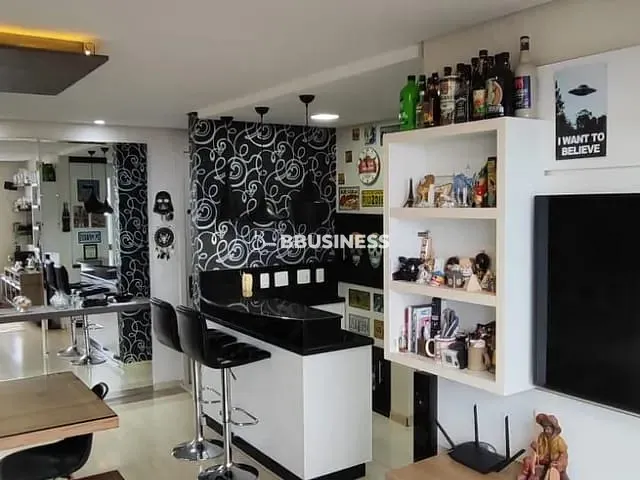 Apartamento com 15m² 2 quartos e 2 banheiros, à venda, no bairro Sanvitto em Caxias do Sul