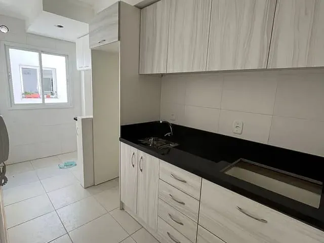 Apartamento 2 quartos e 1 banheiro, à venda, no bairro Nossa Senhora da Saúde em Caxias do Sul