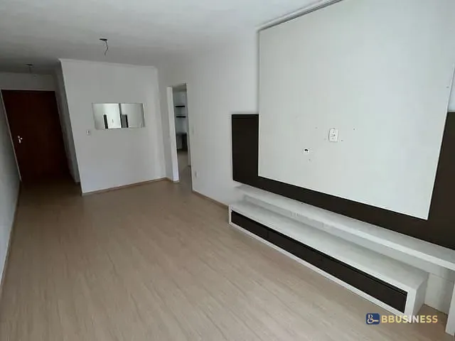 Apartamento 2 quartos e 1 banheiro, à venda, no bairro Nossa Senhora da Saúde em Caxias do Sul