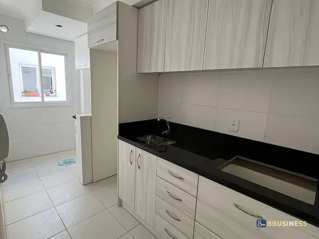 Apartamento 2 quartos e 1 banheiro, à venda, no bairro Nossa Senhora da Saúde em Caxias do Sul