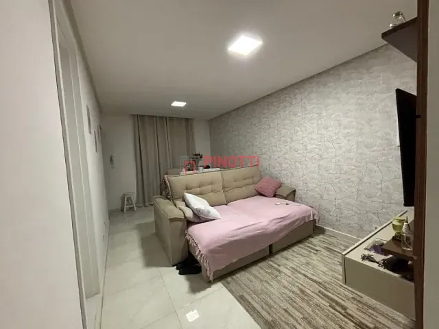 Apartamento 3 quartos e 2 banheiros, à venda, no bairro Jardim Calux em São Bernardo do Campo