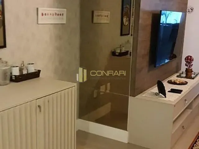 Apartamento com 228m² 4 quartos e 5 banheiros, à venda, no bairro Centro em Itapema
