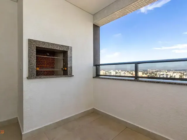 Apartamento 2 quartos e 2 banheiros, à venda, no bairro Água Verde em Curitiba