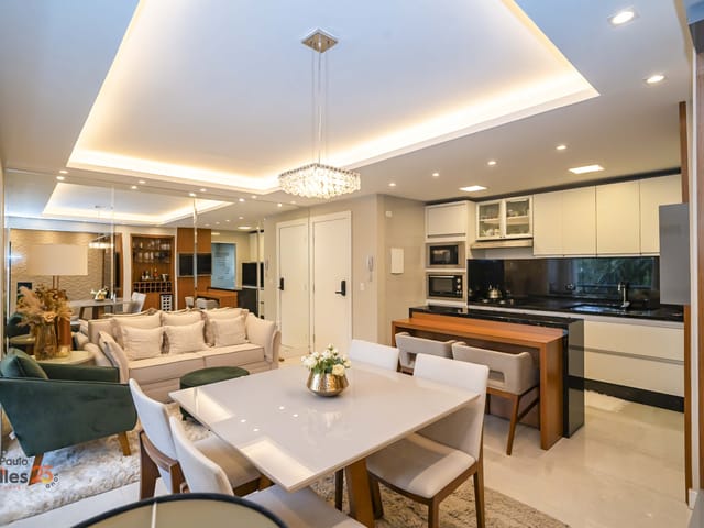 Apartamento 3 quartos e 2 banheiros, à venda, no bairro Alto da Glória em Curitiba