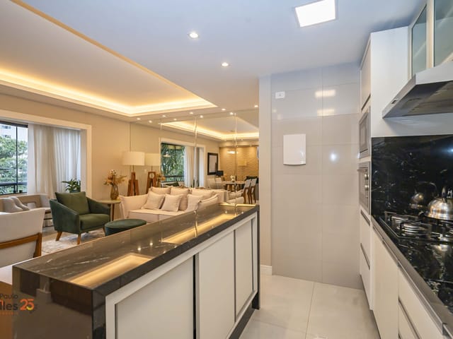 Apartamento 3 quartos e 2 banheiros, à venda, no bairro Alto da Glória em Curitiba