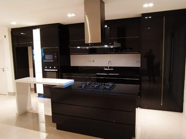 Apartamento com 295m² 3 quartos e 5 banheiros, para alugar, no bairro Gleba Palhano em Londrina