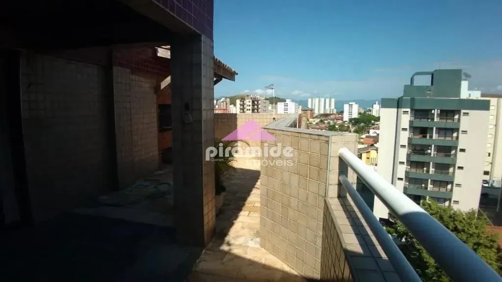 Apartamento, 3 quartos, 144 m² - Foto 2