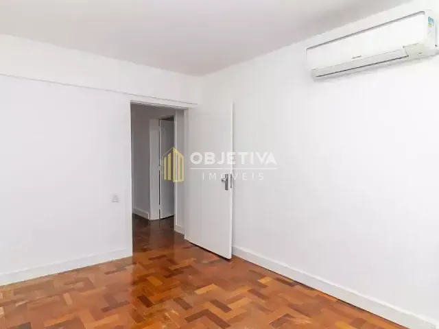 Apartamento 2 quartos e 1 banheiro, para alugar, no bairro Santa Cecília em Porto Alegre