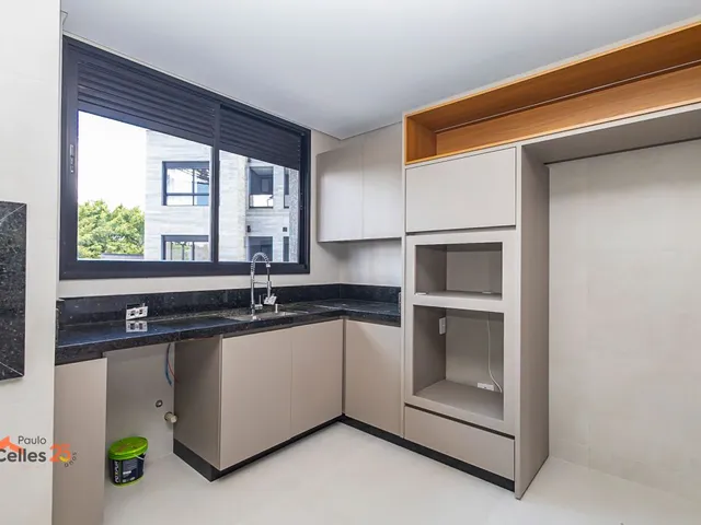Apartamento 3 quartos e 4 banheiros, à venda, no bairro Juvevê em Curitiba