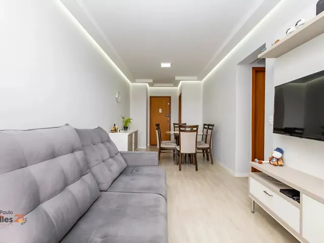 Apartamento 2 quartos e 1 banheiro, à venda, no bairro Cristo Rei em Curitiba