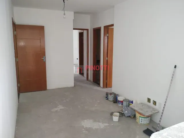 Apartamento 2 quartos e 1 banheiro, à venda, no bairro Baeta Neves em São Bernardo do Campo