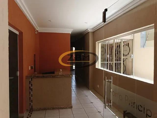 Apartamento com 120m² 3 quartos e 2 banheiros, à venda, no bairro Centro em Londrina