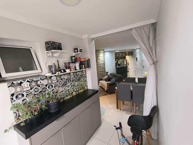 Apartamento com 69m² 2 quartos e 2 banheiros, à venda, no bairro Jardim Henriqueta em Taboão da Serra