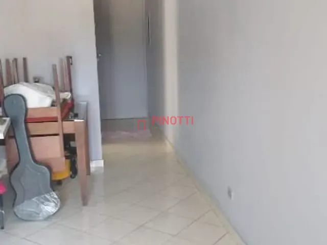 Apartamento 2 quartos e 1 banheiro, à venda, no bairro Vila Valparaíso em Santo André