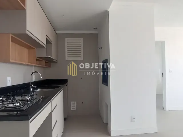 Apartamento 2 quartos e 2 banheiros, para alugar, no bairro Vila Ipiranga em Porto Alegre