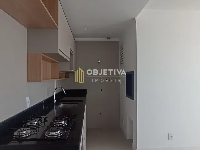 Apartamento 2 quartos e 2 banheiros, para alugar, no bairro Vila Ipiranga em Porto Alegre