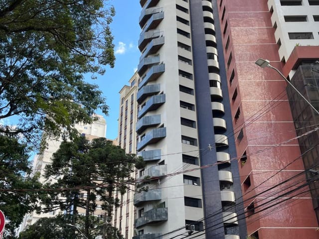 Apartamento 5 quartos e 8 banheiros, à venda, no bairro Batel em Curitiba