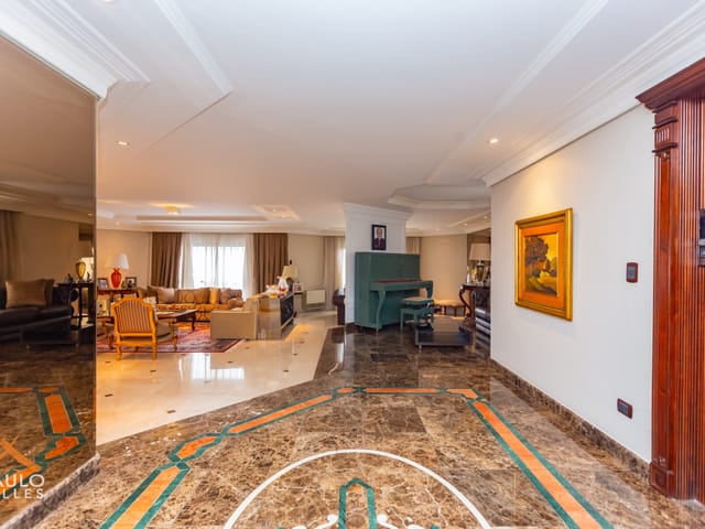 Apartamento 5 quartos e 8 banheiros, à venda, no bairro Batel em Curitiba