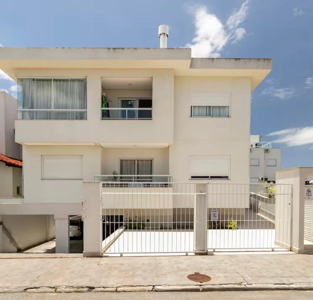 Apartamento garden para venda em Ingleses do Rio Vermelho com 2 quartos, 100m²