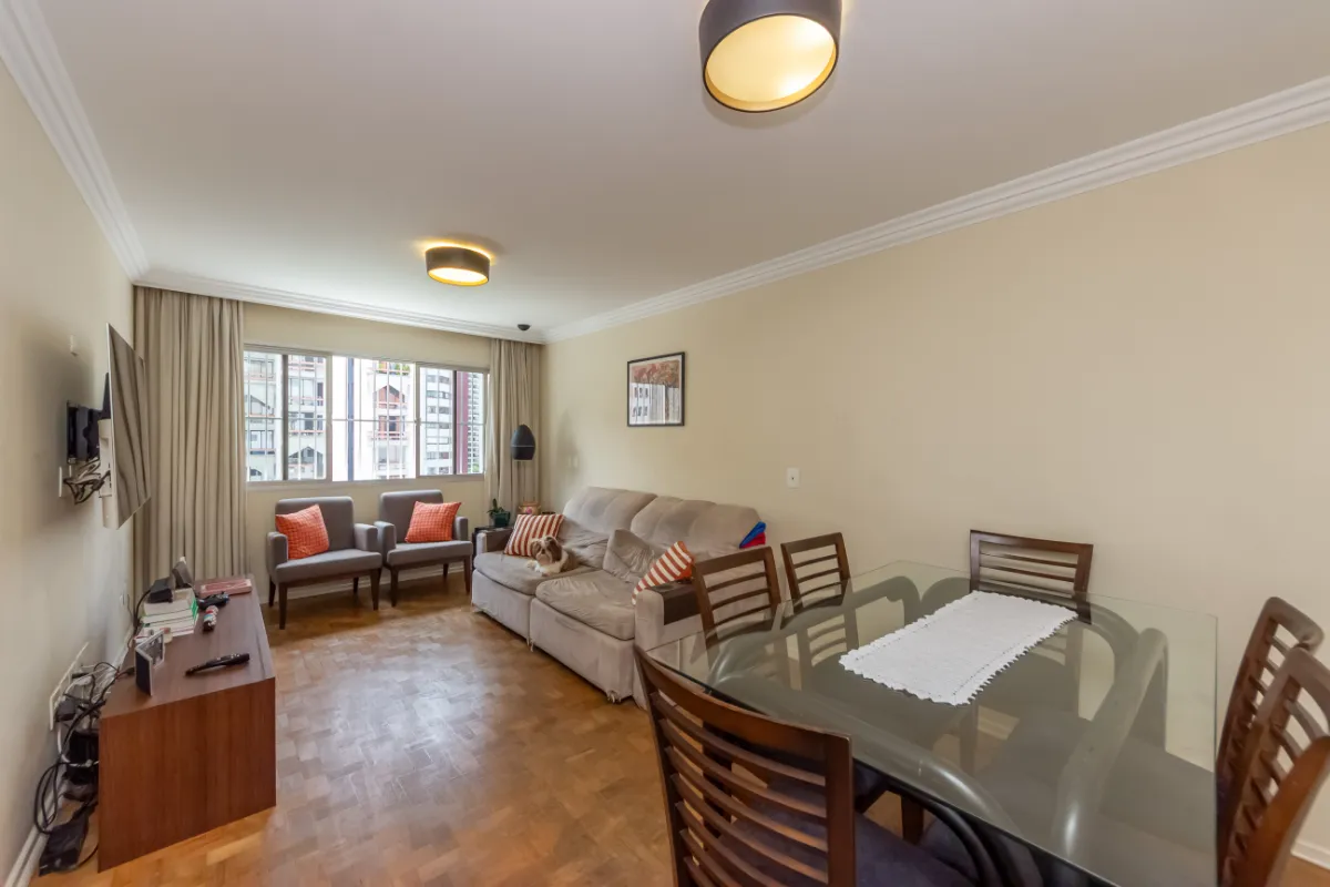 Apartamento para venda em Moema com 3 quartos, sendo 1 suíte, 107m²
