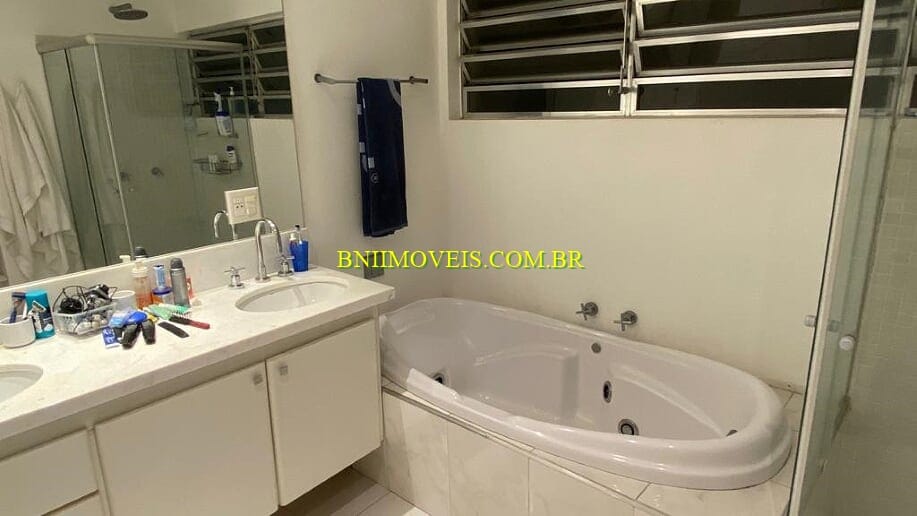 Apartamento, 3 quartos, 260 m² - Foto 11