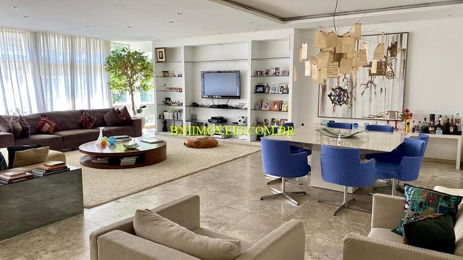 Apartamento, 3 quartos, 260 m² - Foto 1