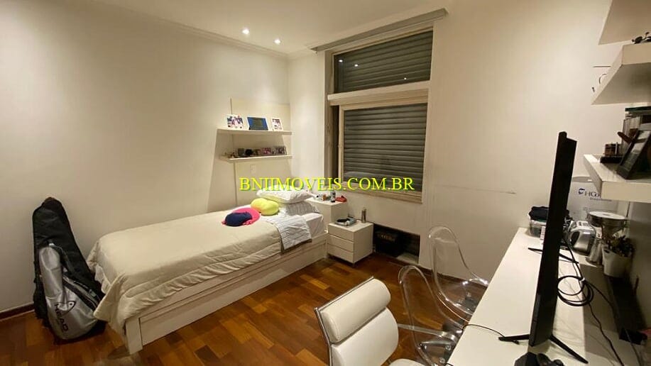 Apartamento, 3 quartos, 260 m² - Foto 9
