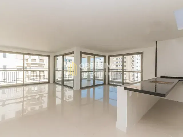 Apartamento 3 quartos e 4 banheiros, para alugar, no bairro Três Figueiras em Porto Alegre