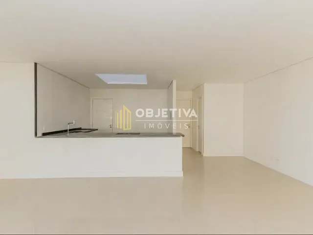 Apartamento 3 quartos e 4 banheiros, para alugar, no bairro Três Figueiras em Porto Alegre