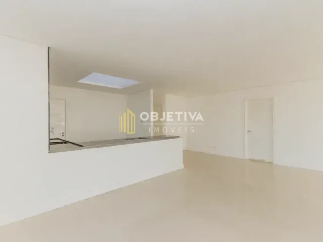 Apartamento 3 quartos e 4 banheiros, para alugar, no bairro Três Figueiras em Porto Alegre