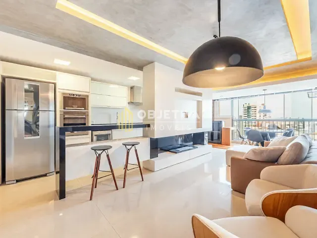 Apartamento 2 quartos e 2 banheiros, à venda ou para alugar, no bairro Três Figueiras em Porto Alegre