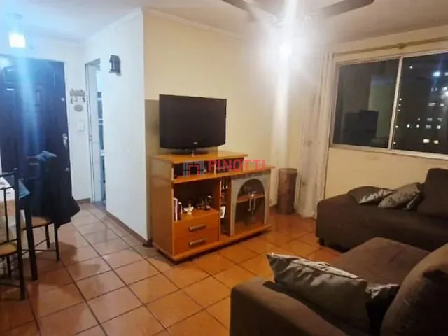 Apartamento 2 quartos e 1 banheiro, à venda, no bairro Santa Terezinha em São Bernardo do Campo