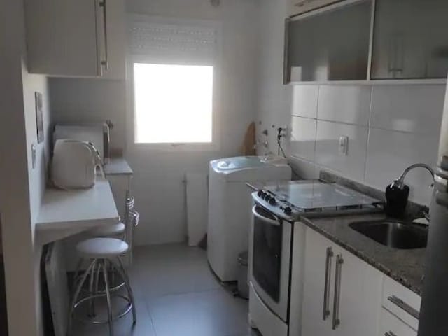 Apartamento com 62m² 2 quartos e 1 banheiro, à venda, no bairro Areal em Pelotas