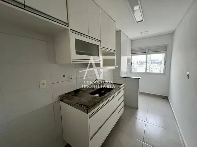 Apartamento 2 quartos e 2 banheiros, à venda ou para alugar, no bairro Jardim Baronesa em Taubaté