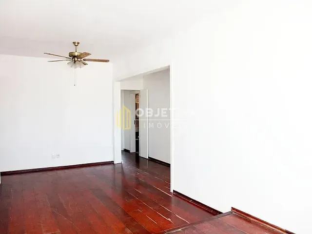 Apartamento 3 quartos e 2 banheiros, para alugar, no bairro Centro Histórico em Porto Alegre
