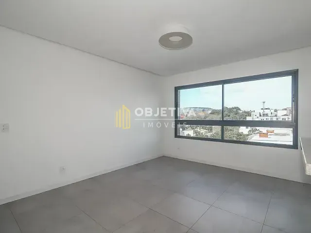 Apartamento 3 quartos e 2 banheiros, para alugar, no bairro Vila Ipiranga em Porto Alegre