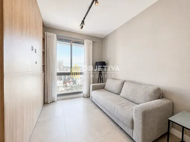 Apartamento 1 quarto e 1 banheiro, à venda ou para alugar, no bairro Cidade Baixa em Porto Alegre