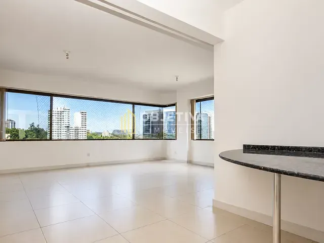 Apartamento 3 quartos e 2 banheiros, para alugar, no bairro Petrópolis em Porto Alegre
