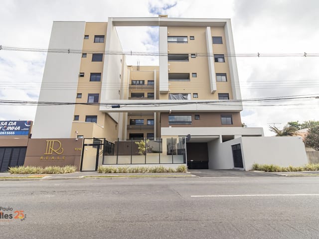 Apartamento 2 quartos e 1 banheiro, para alugar, no bairro Hauer  em Curitiba