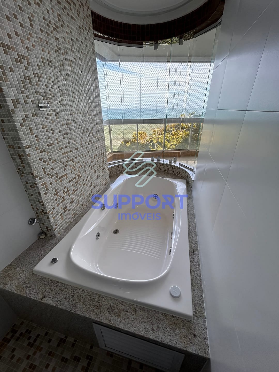 Apartamento à venda com 4 quartos, 250m² - Foto 25
