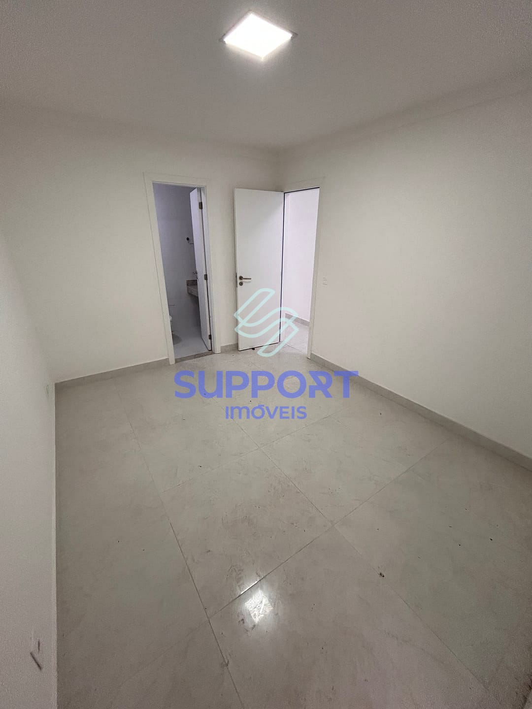 Apartamento à venda com 4 quartos, 250m² - Foto 33