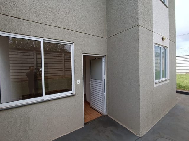 Foto do Apartamento - Apartamento com 2 dormitórios para alugar, 40 m² por R$ 1.000,00/mês - Conjunto Chica Ferreira - Uberaba/MG | ZUCATO IMOBILIARIA LTDA