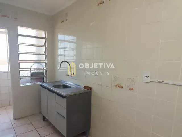 Apartamento 1 quarto e 1 banheiro, para alugar, no bairro Santa Tereza em Porto Alegre