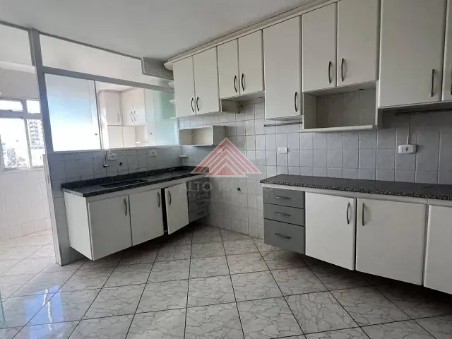 Apartamento com 114m² 3 quartos e 1 banheiro, à venda, no bairro Vila Nossa Senhora das Vitórias em Mauá