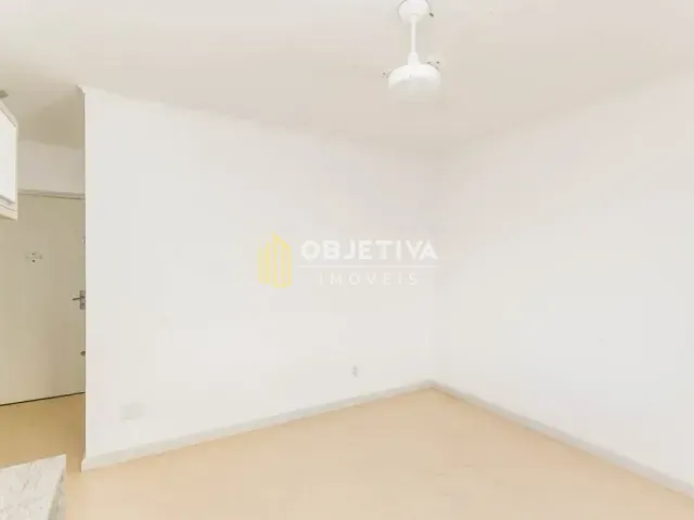 Apartamento 2 quartos e 1 banheiro, à venda ou para alugar, no bairro Santana em Porto Alegre