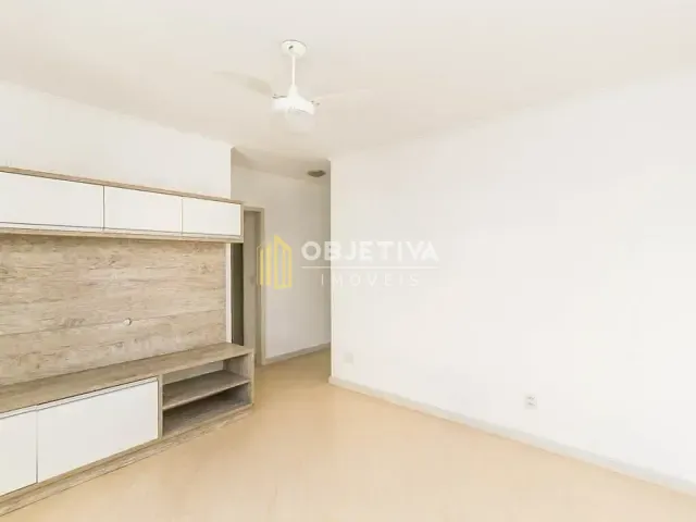 Apartamento 2 quartos e 1 banheiro, à venda ou para alugar, no bairro Santana em Porto Alegre